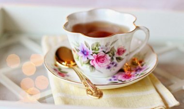 सौंफ और इलायची से बनी चाय का करें सेवन इससे मिलेंगे अद्भुत लाभ