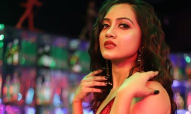 नये गीत में अमिका का नया अवतार