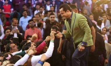 भारत में युवा उद्यमियों को सशक्त और मोटिवेट करने के लिए डॉ. विवेक बिंद्रा कर रहे हैं खास पहल