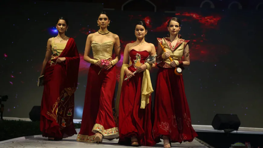 रंगारंग फैशन शो: एलेनाइट शोकेस 2026 में चमके छात्र डिजाइन
