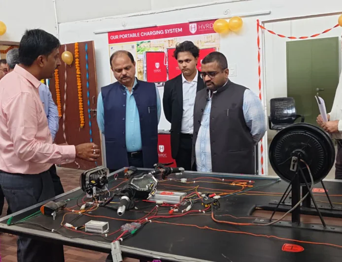 HVRDC ने राजस्थान के अधिकारियों के सामने ‘HVRDC Centre for Advanced Electric Mobility Systems’ का किया प्रदर्शन