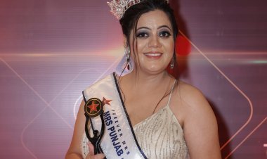 Mrs. India 2022 Silky Dewan Shining Star from Punjab