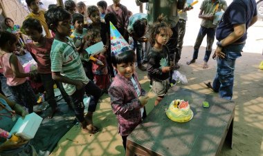 जरूरतमंद बच्चों को वितरित किए फूड पैकेट