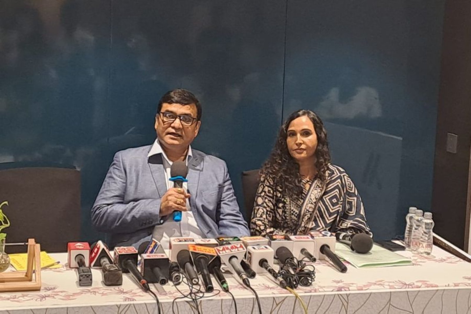 100 करोड़ के बैंक फ्रॉड के जूठे आरोप के बीच भी सूरत की हाईटेक स्वीट वॉटर टेक्नोलॉजी कंपनी अब यूरोपीय बाजार में कर रही है प्रवेश