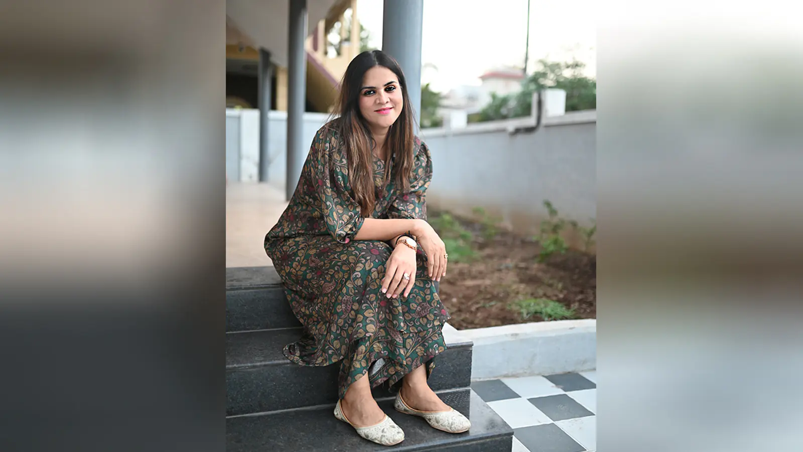 Celebrity Designer Rinckee Parekh Revolutionizes Indian Ethnic Wear with Lightweight Collection